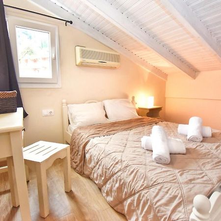 Mike'S Apartments Agios Gordios  Ngoại thất bức ảnh
