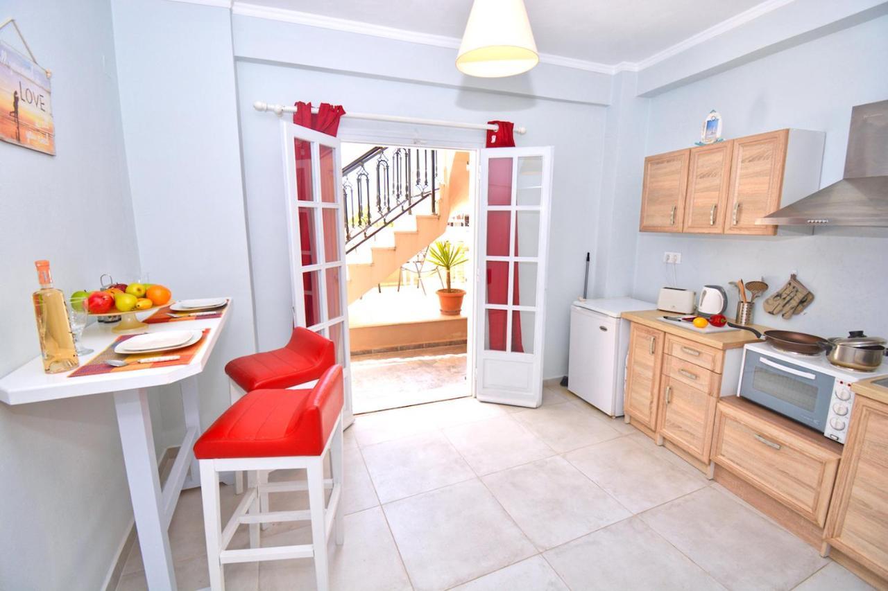 Mike'S Apartments Agios Gordios  Ngoại thất bức ảnh