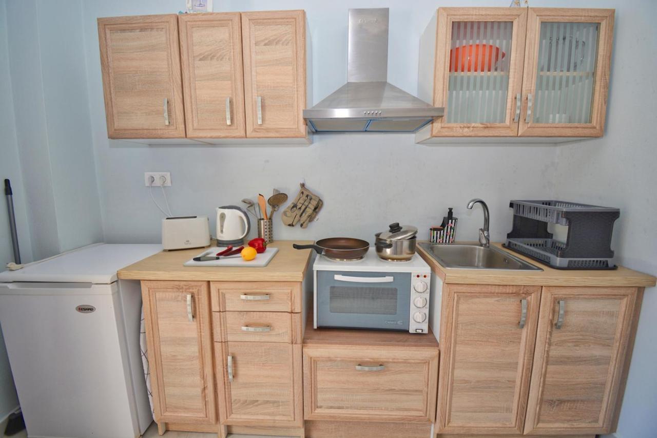 Mike'S Apartments Agios Gordios  Ngoại thất bức ảnh