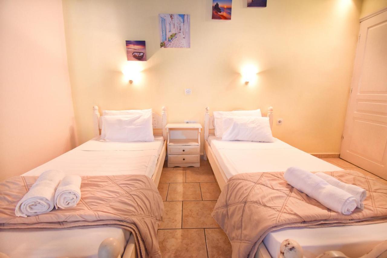 Mike'S Apartments Agios Gordios  Ngoại thất bức ảnh