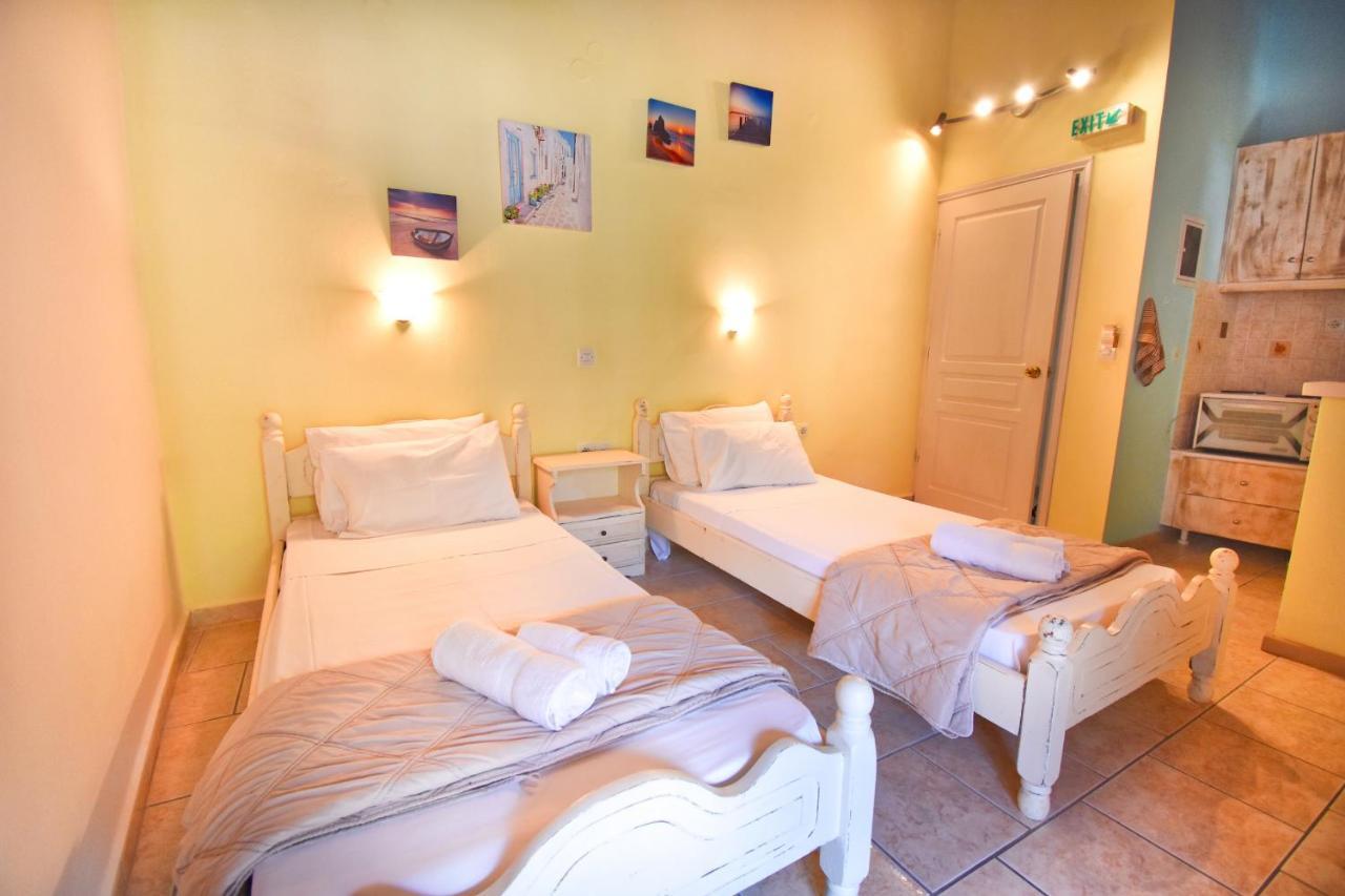 Mike'S Apartments Agios Gordios  Ngoại thất bức ảnh