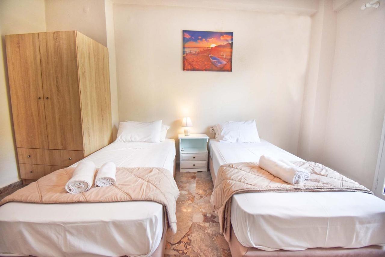 Mike'S Apartments Agios Gordios  Ngoại thất bức ảnh
