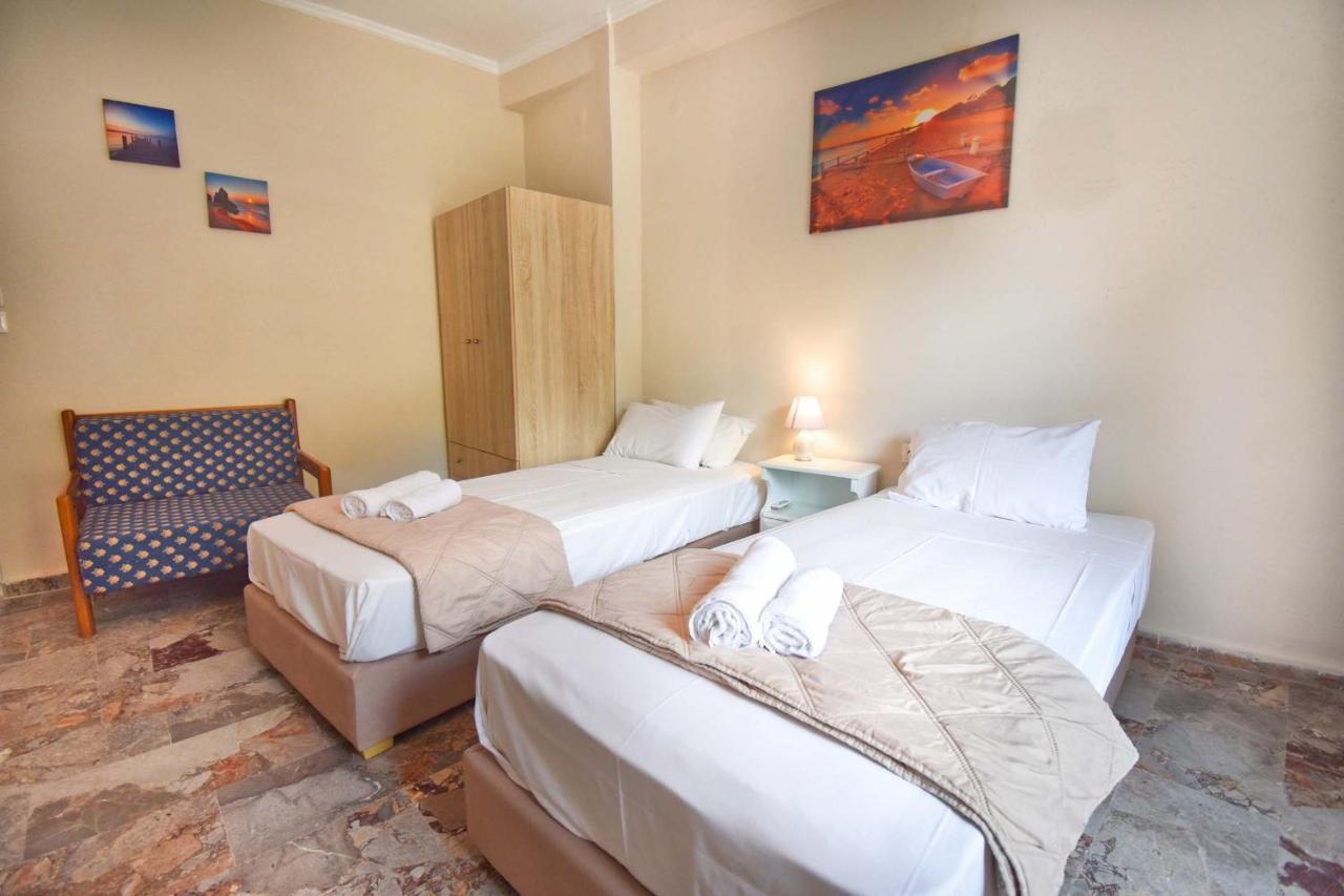 Mike'S Apartments Agios Gordios  Ngoại thất bức ảnh