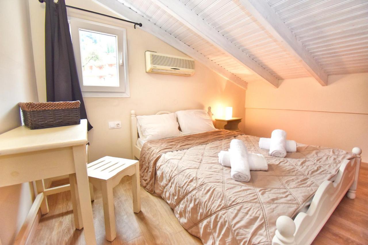 Mike'S Apartments Agios Gordios  Ngoại thất bức ảnh